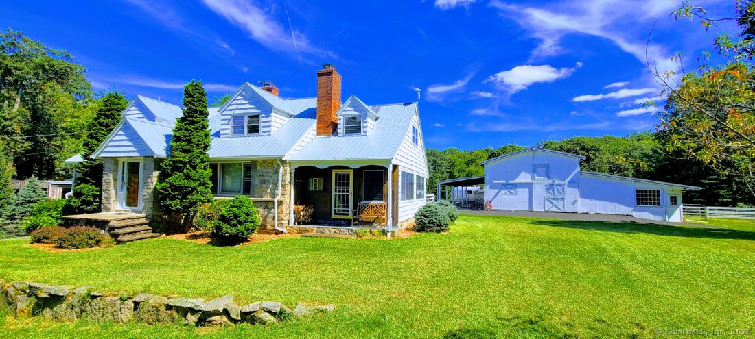 House in Newtown, Connecticut, United States 4 - 17678297