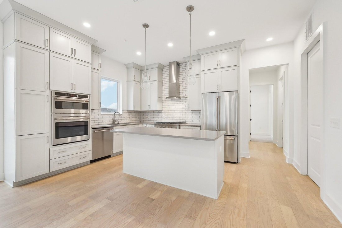 Condo in Columbus, Ohio, United States 5 - 17679388