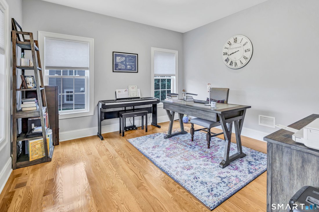 House in Shelton, Connecticut, United States 5 - 17677875