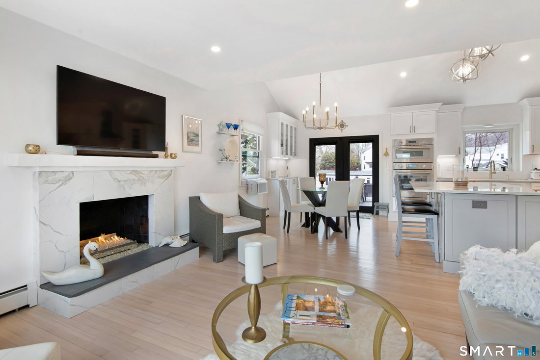 House in Old Saybrook, Connecticut, United States 1 - 17677855