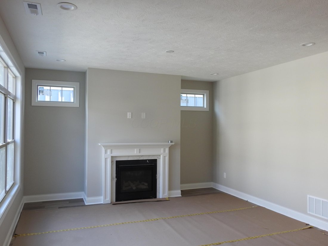 Condo in Canal Winchester, Ohio, United States 2 - 17679861