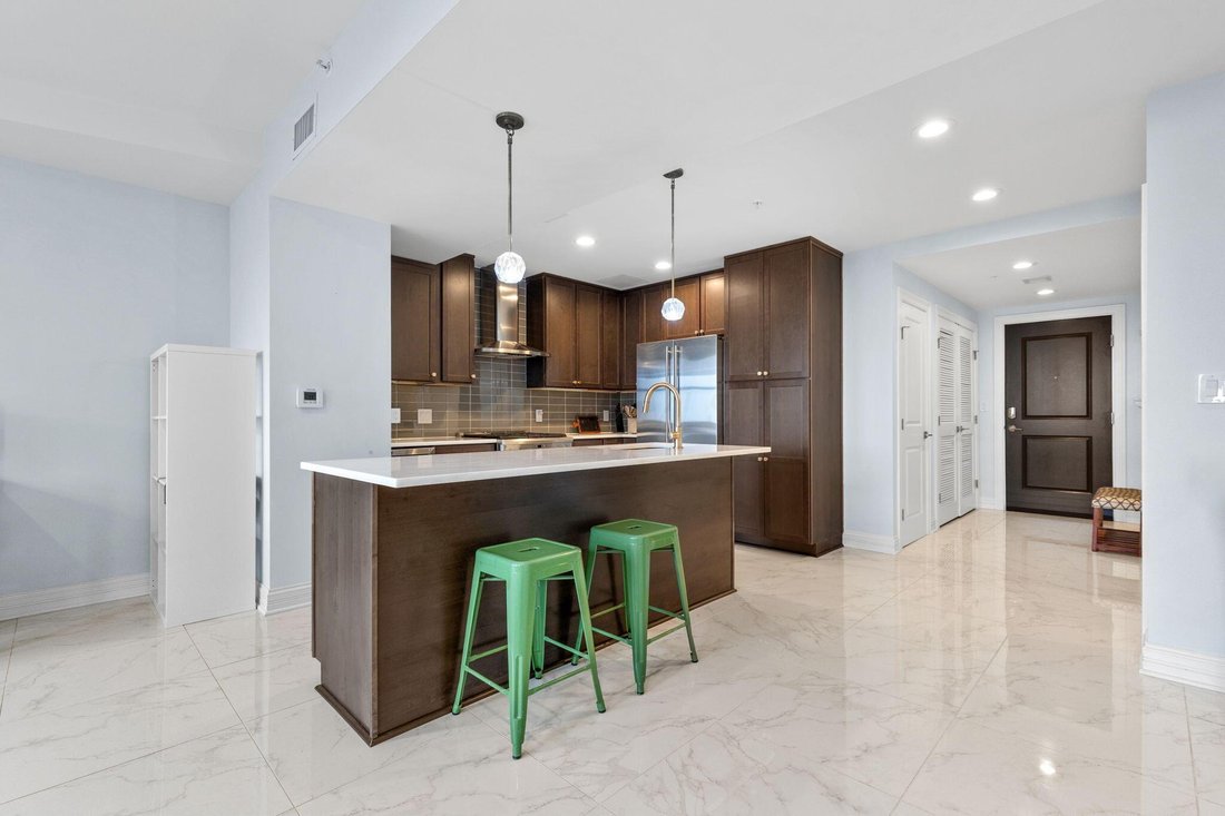 Condo in Columbus, Ohio, United States 3 - 17678953
