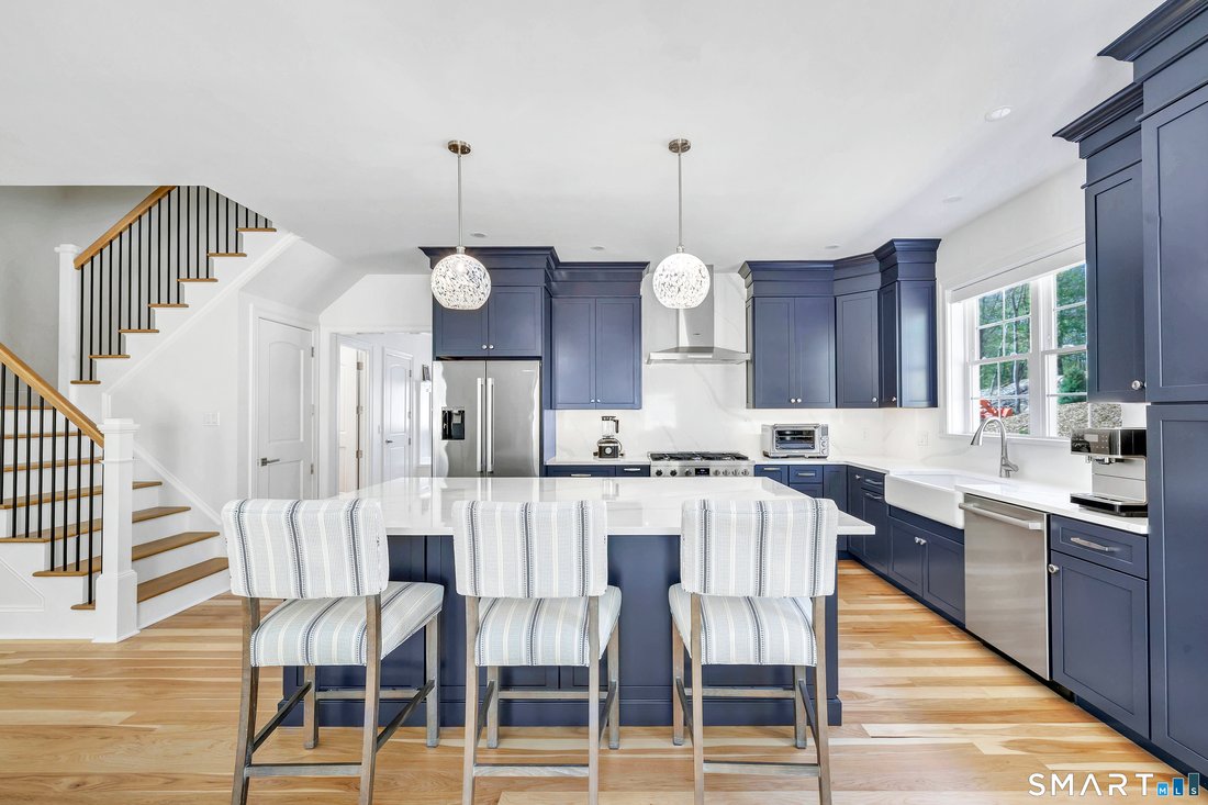 House in Shelton, Connecticut, United States 5 - 17678182