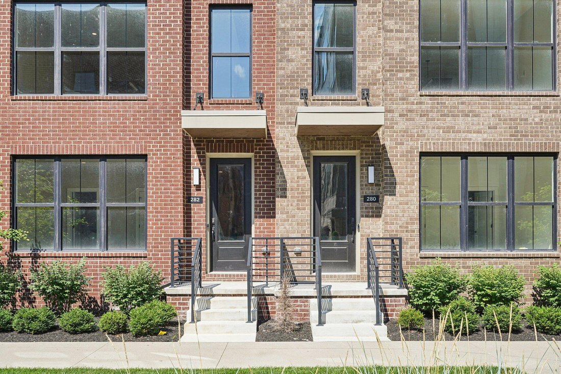 Condo in Columbus, Ohio, United States 1 - 17679438