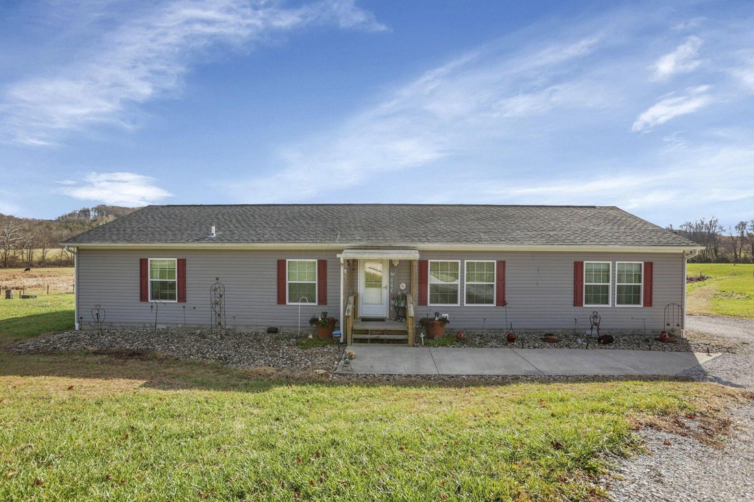 House in Laurelville, Ohio, United States 1 - 17679401