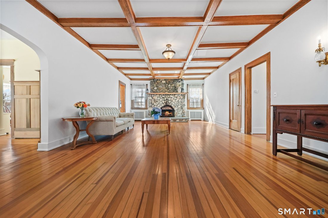 House in Trumbull, Connecticut, United States 5 - 17678123
