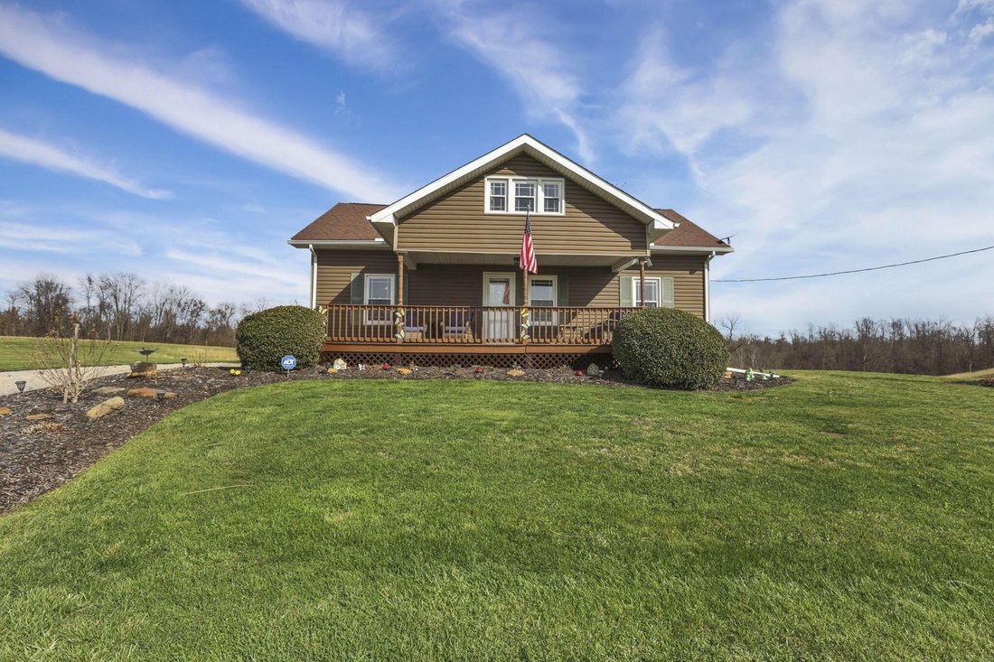 House in New Straitsville, Ohio, United States 3 - 17678992