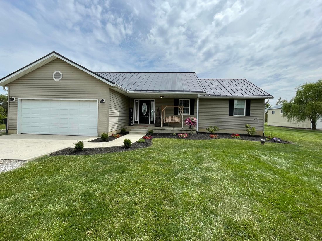House in Ashville, Ohio, United States 1 - 17679284