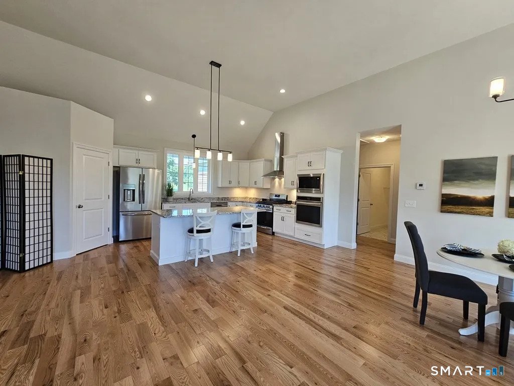 House in Putnam, Connecticut, United States 5 - 17678498