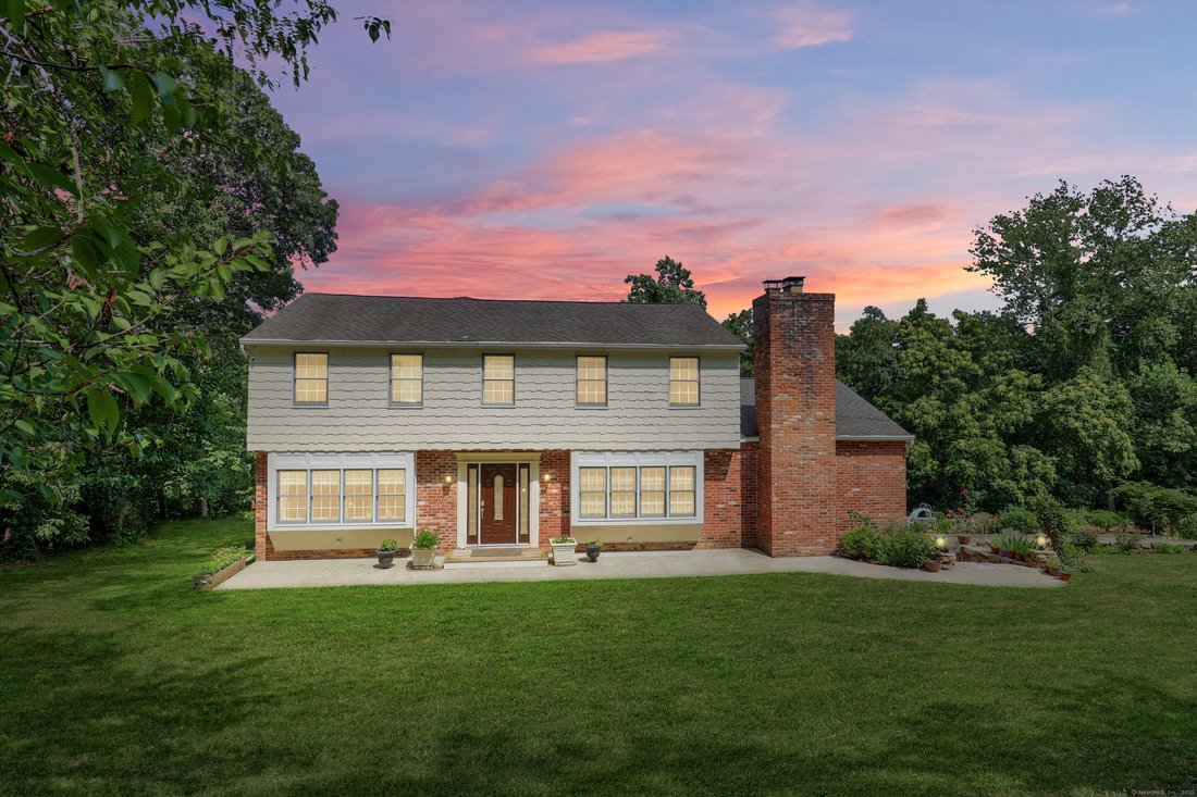 House in Woodbridge, Connecticut, United States 1 - 17678124