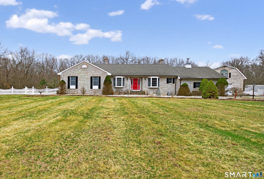 House in South Windsor, Connecticut, United States 1 - 17678097