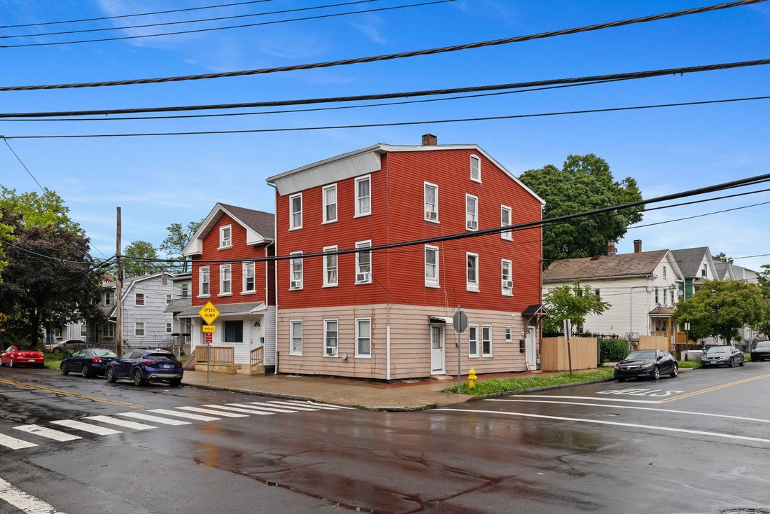 New Haven, Connecticut, United States 4 - 17678072