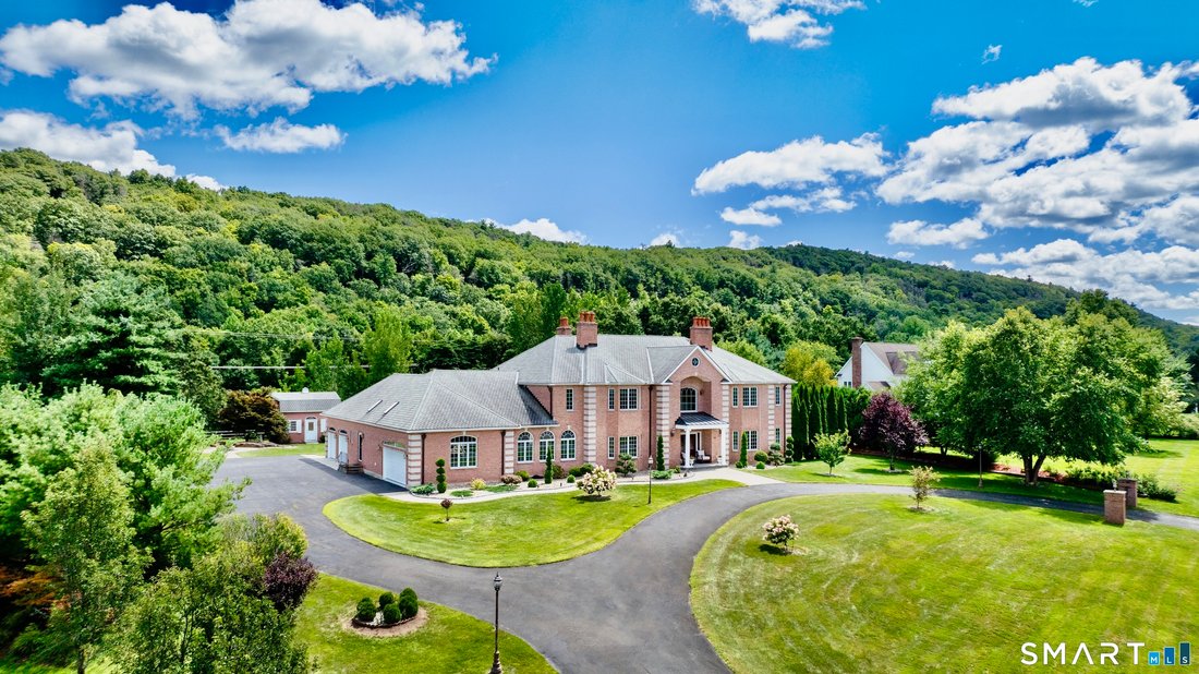 House in Simsbury, Connecticut, United States 2 - 17678238