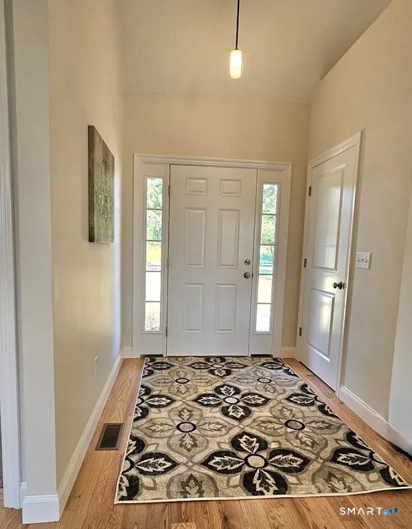 House in Putnam, Connecticut, United States 3 - 17678498