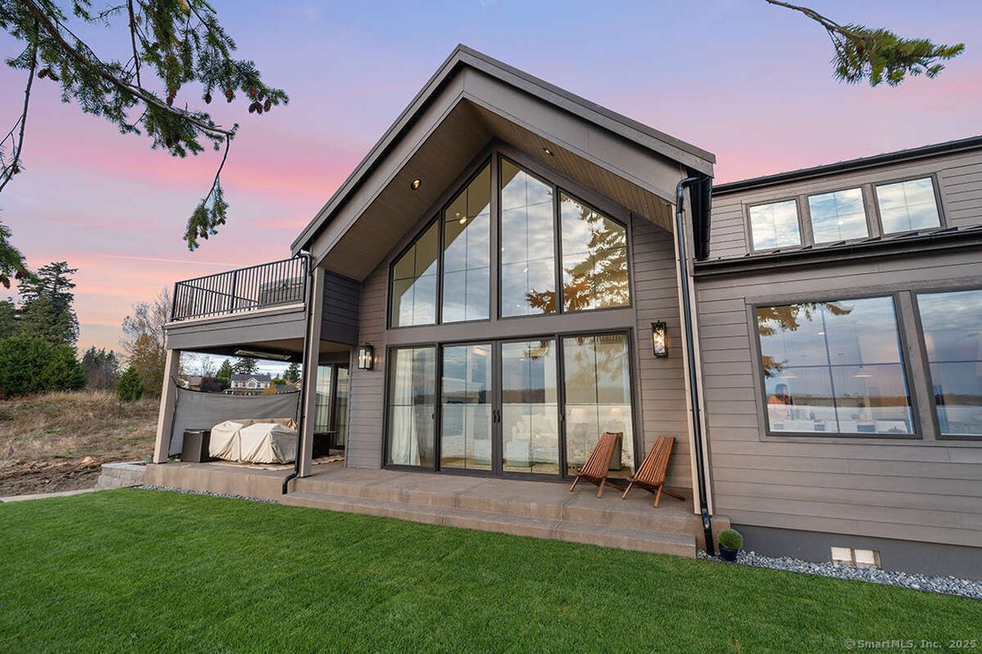 House in Brookfield, Connecticut, United States 2 - 17677826