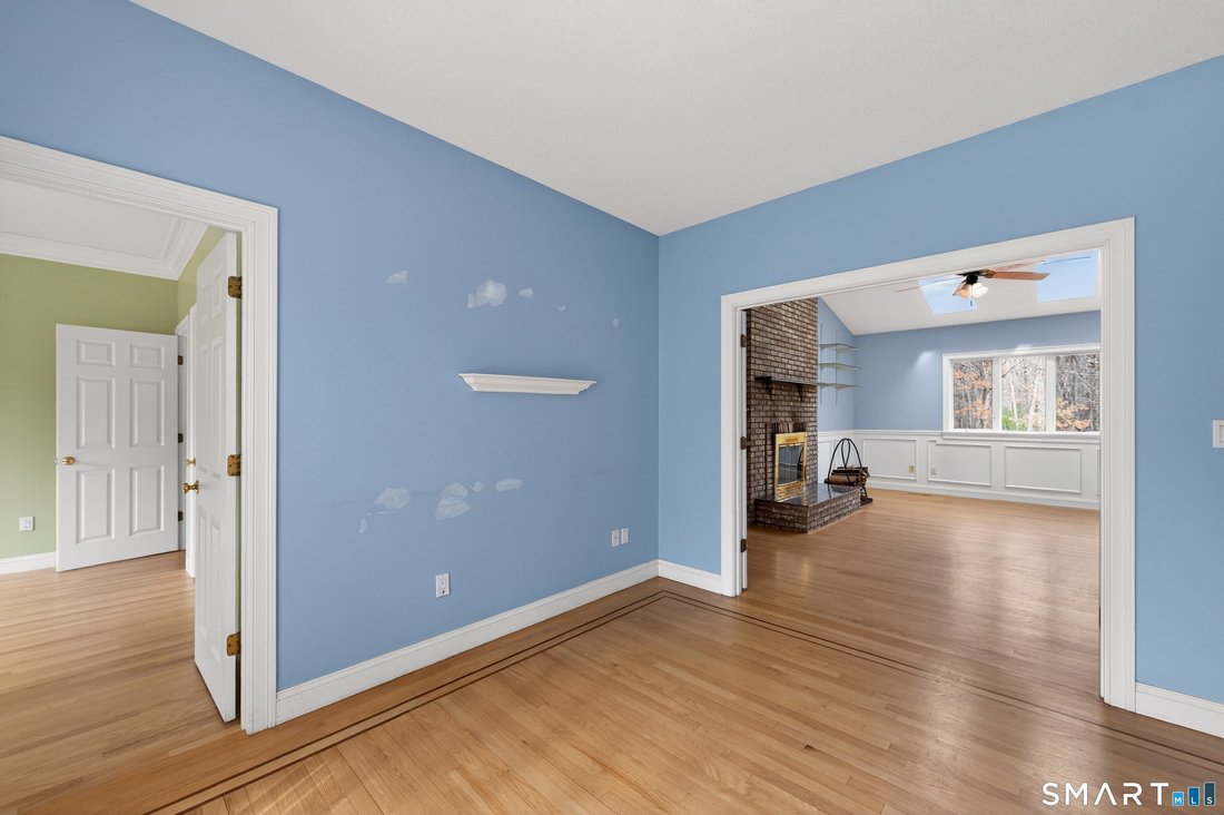 House in South Windsor, Connecticut, United States 5 - 17678097