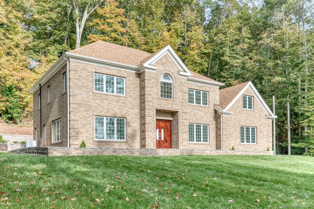 House in Meriden, Connecticut, United States 1 - 17678319