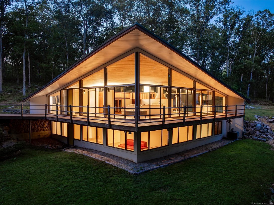 House in New Canaan, Connecticut, United States 2 - 17678324