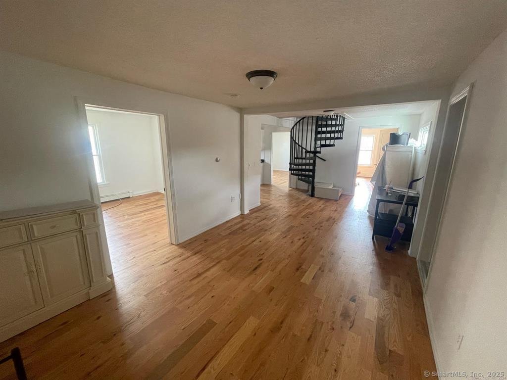 Torrington, Connecticut, United States 3 - 17678139