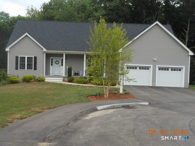 House in Putnam, Connecticut, United States 1 - 17678498