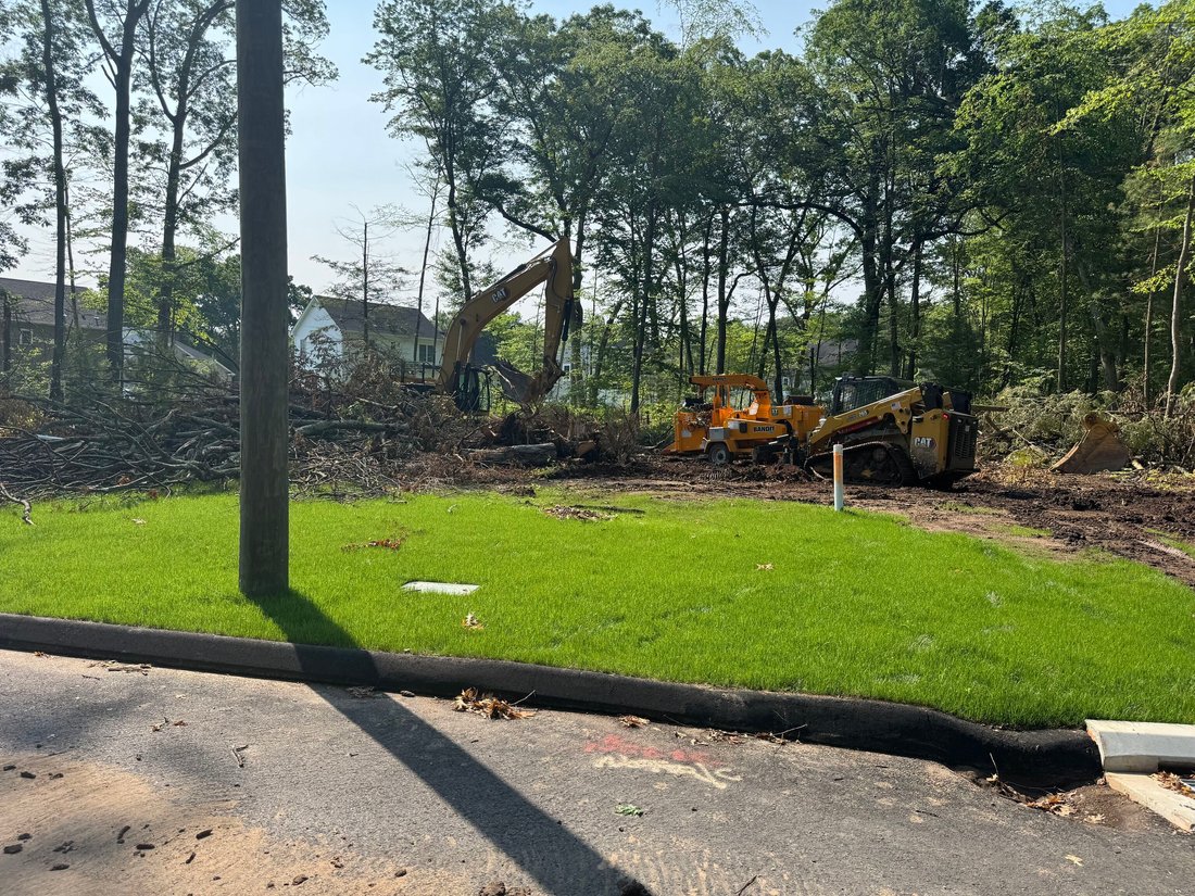 House in Bristol, Connecticut, United States 3 - 17678444