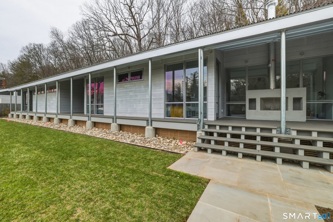 House in Hamden, Connecticut, United States 2 - 17678457
