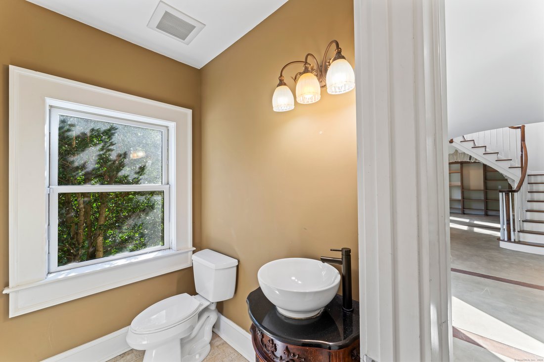 House in Weston, Connecticut, United States 5 - 17678068