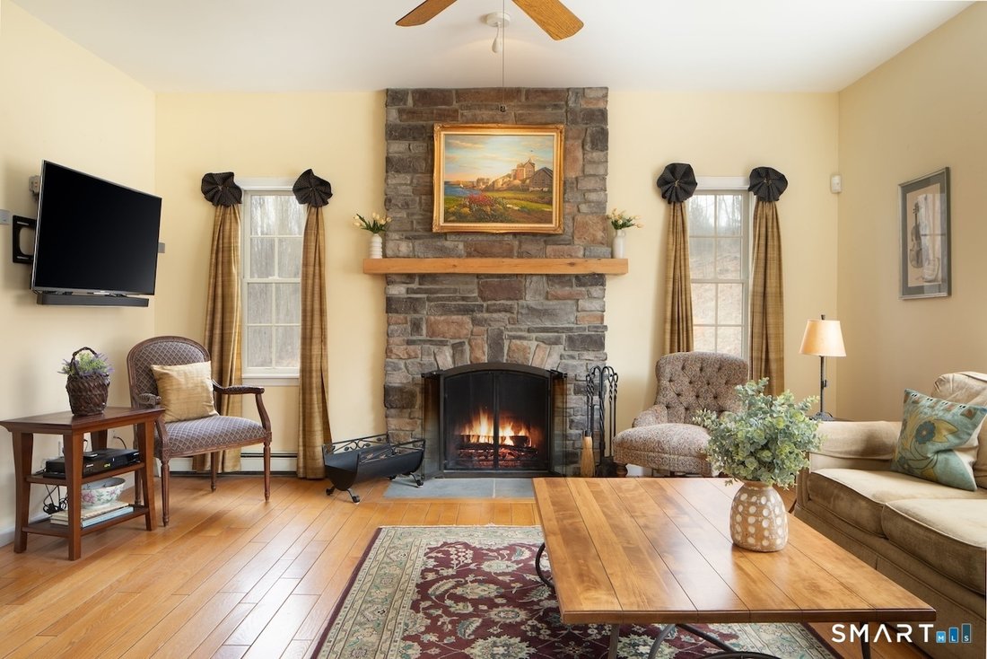 House in Cornwall, Connecticut, United States 5 - 17678158