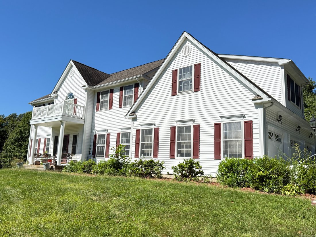 House in Wolcott, Connecticut, United States 1 - 17678035