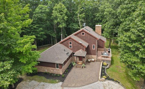 House in Sugar Grove, Ohio, United States 1