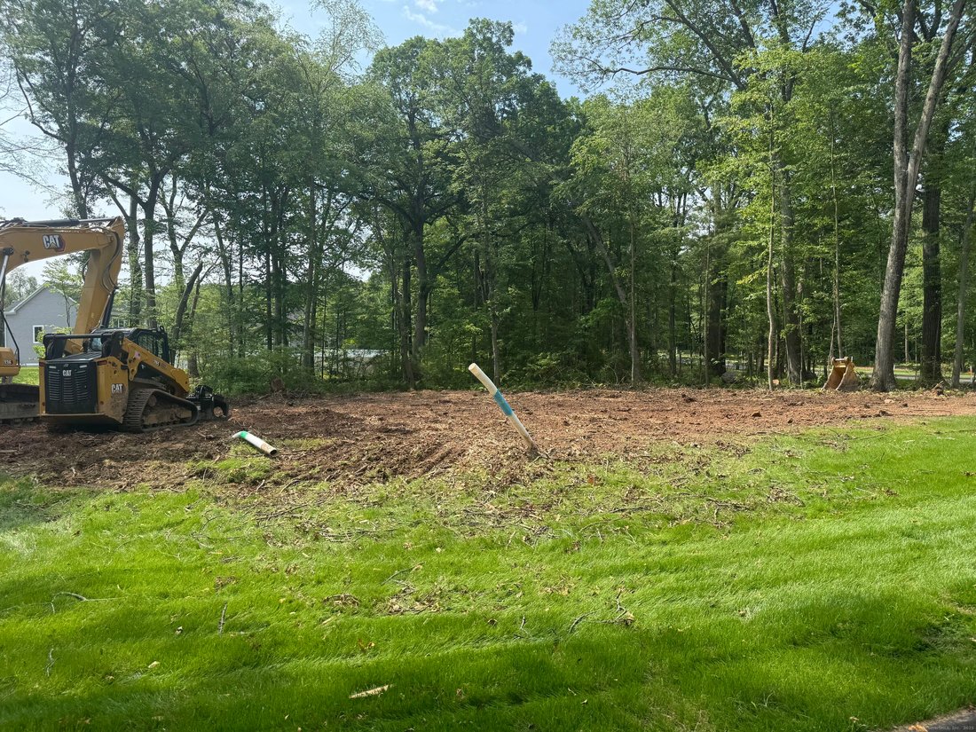House in Bristol, Connecticut, United States 2 - 17678444