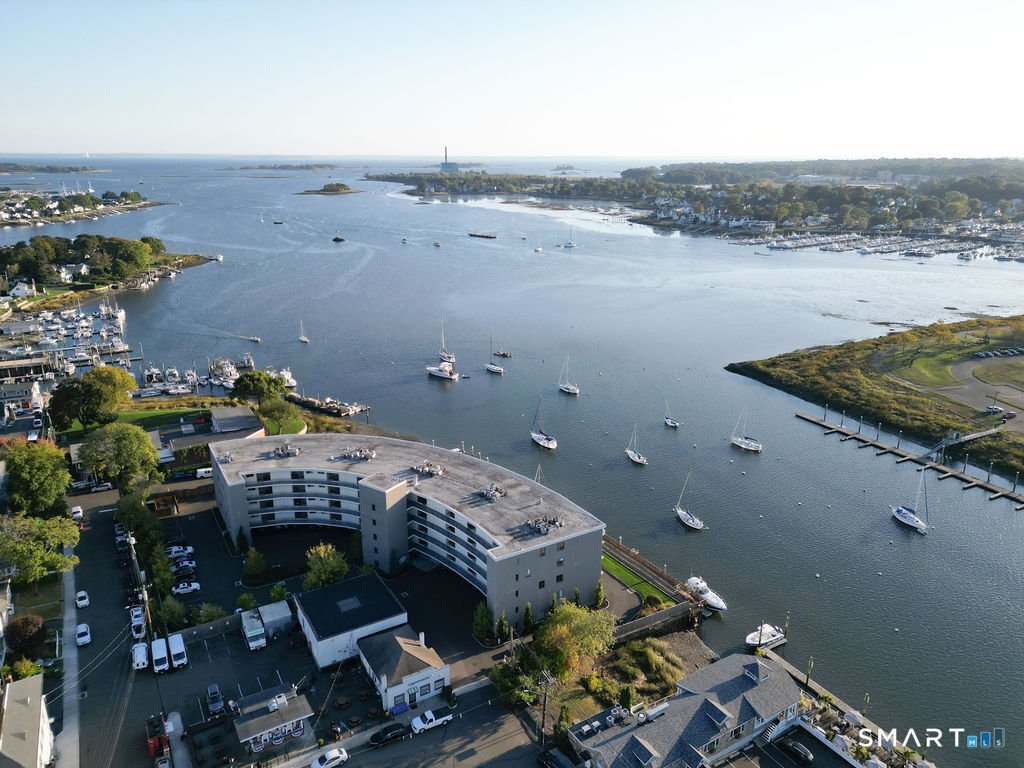 Condo in Norwalk, Connecticut, United States 2 - 17678484