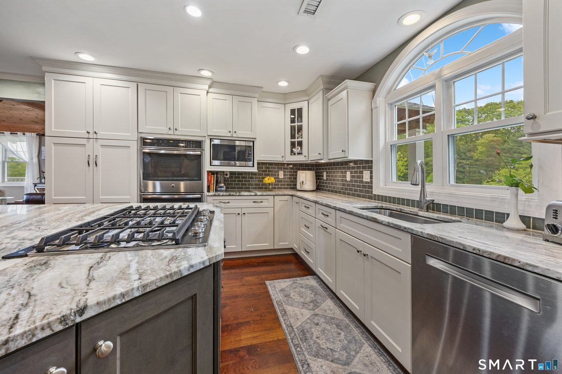 House in Plymouth, Connecticut, United States 5 - 17678537