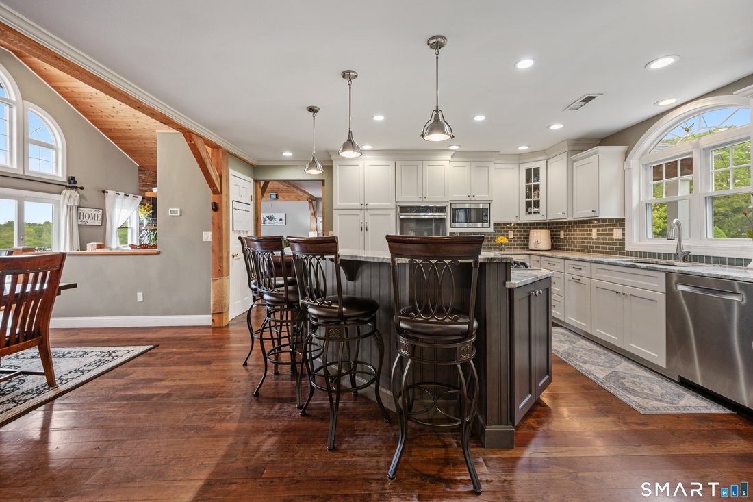 House in Plymouth, Connecticut, United States 4 - 17678537