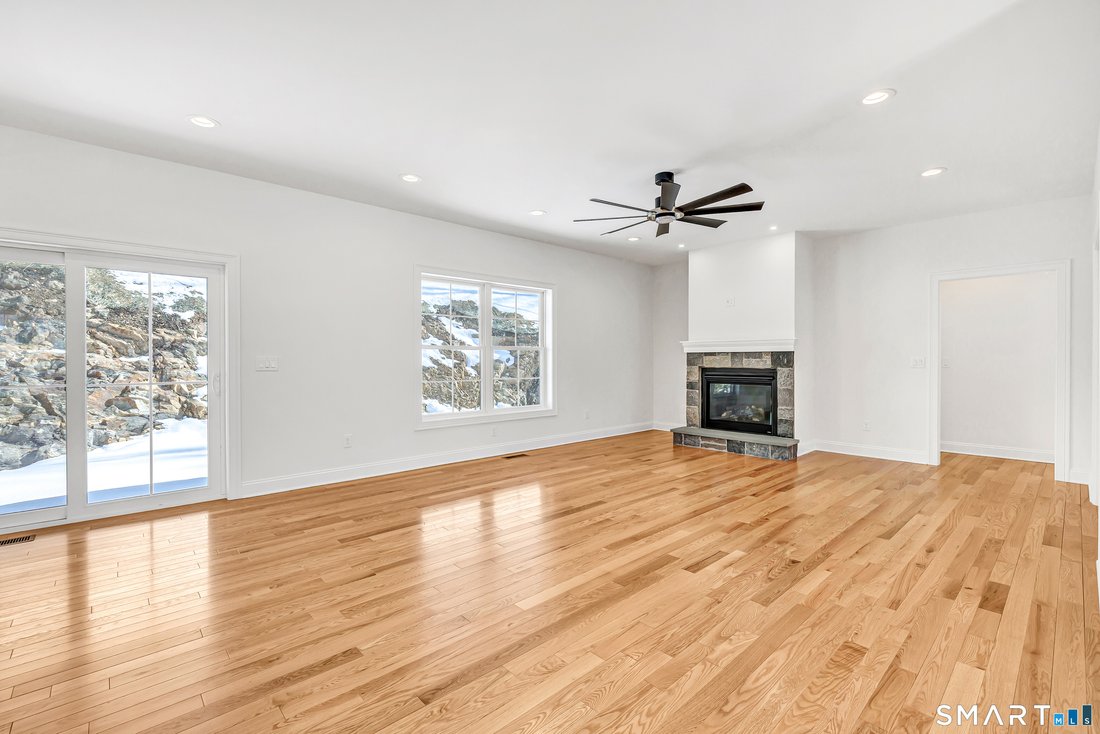 House in Middlebury, Connecticut, United States 4 - 17677923