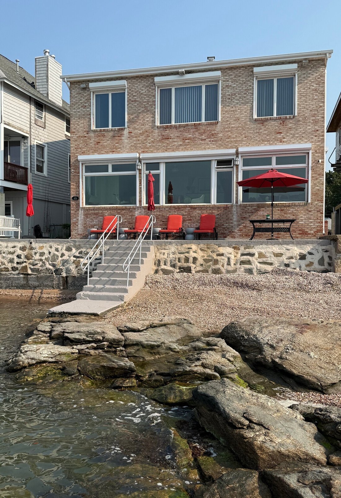 House in East Haven, Connecticut, United States 1 - 17677811