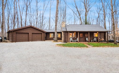 House in Sugar Grove, Ohio, United States 1