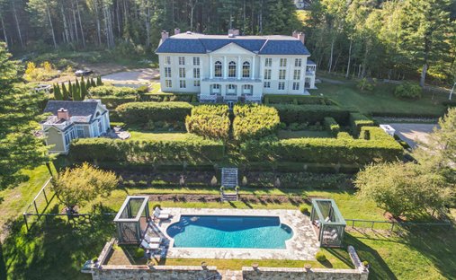 House in Great Barrington, Massachusetts, United States 1
