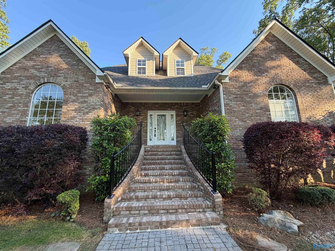 House in Guntersville, Alabama, United States 5 - 17680431