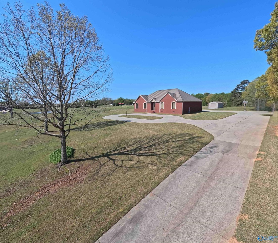 House in Athens, Alabama, United States 2 - 17680956