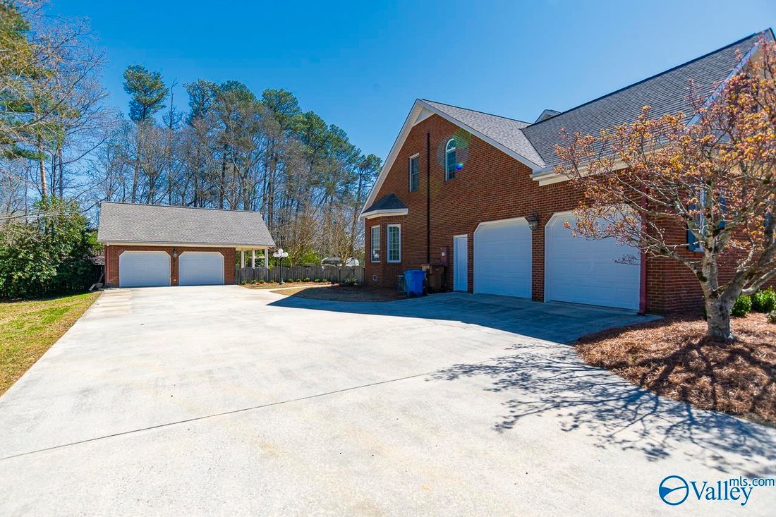 House in Hartselle, Alabama, United States 4 - 17680454