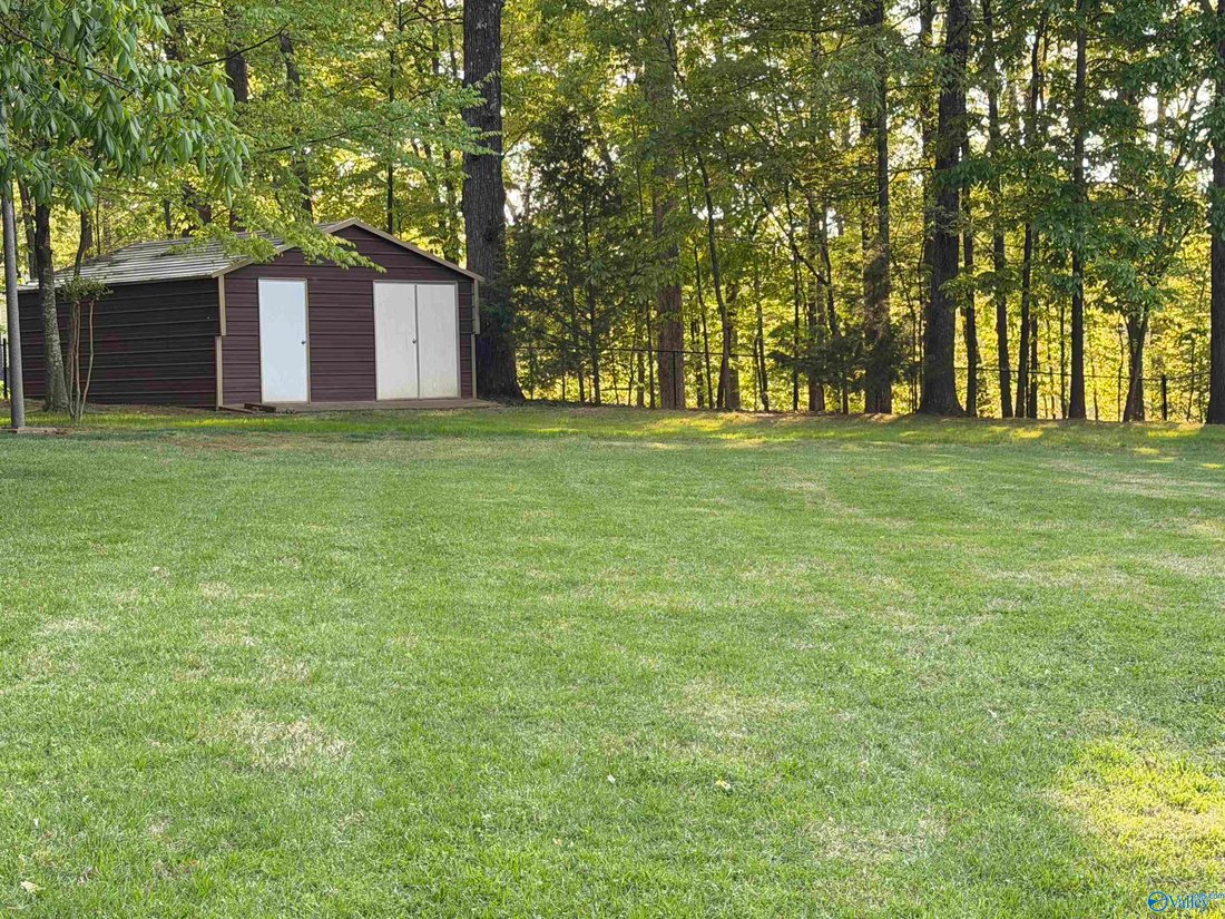 House in Guntersville, Alabama, United States 4 - 17680431