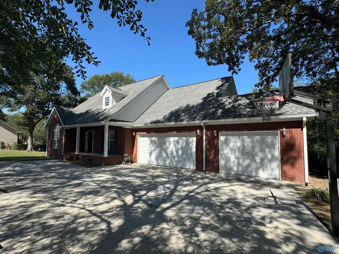 House in Boaz, Alabama, United States 2 - 17680353