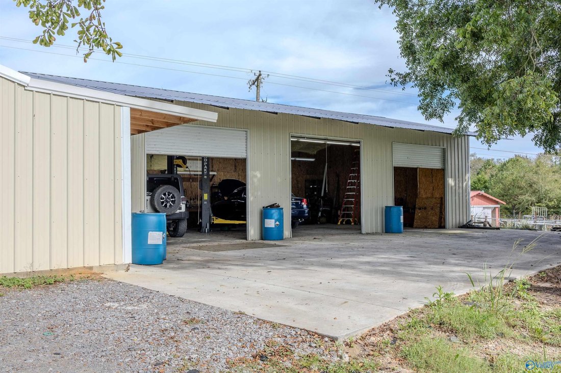 House in Albertville, Alabama, United States 3 - 17680389