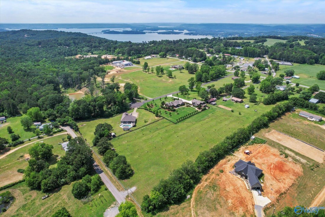 House in Albertville, Alabama, United States 4 - 17681501