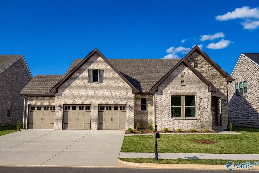 House in Redstone Arsenal, Alabama, United States 1 - 17681453