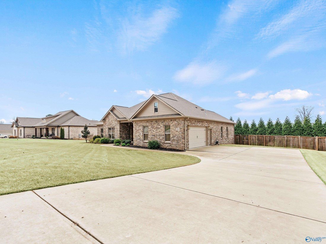 House in Guntersville, Alabama, United States 2 - 17682506