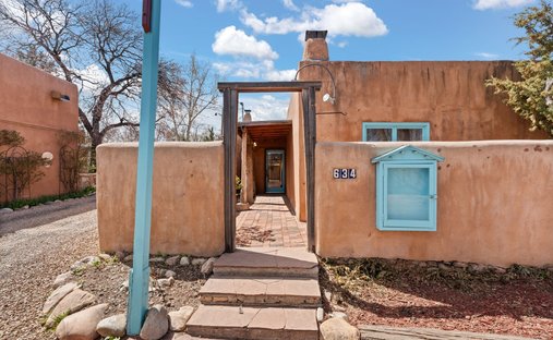 House in Santa Fe, New Mexico, United States 1