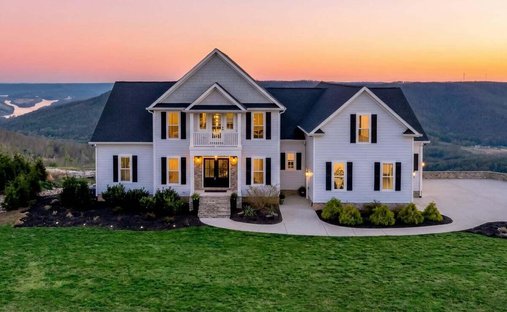 House in South Pittsburg, Tennessee, United States 1