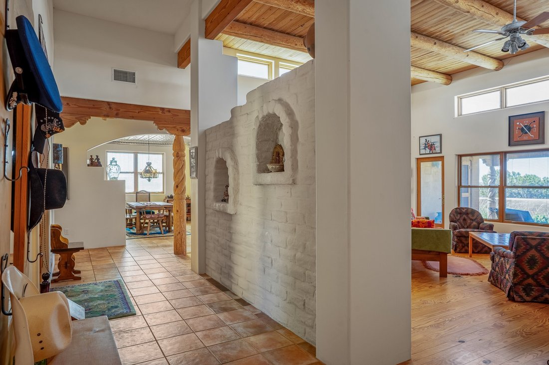 House in Santa Fe, New Mexico, United States 4 - 17682704
